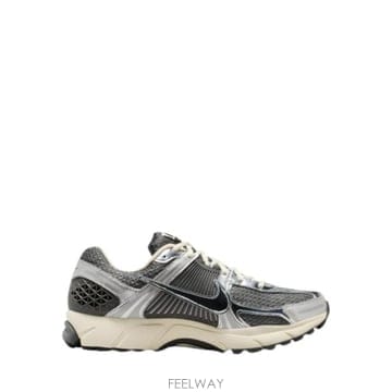 26SS 나이키 줌 보메로 5 IM3486 001 GREY