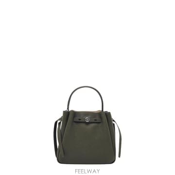 Tory Burch 26FW �丮��ġ �ι� ��Ŷ�� 166982 325 GREEN26FW �丮��ġ �ι� ��Ŷ�� 166982 325 GREEN