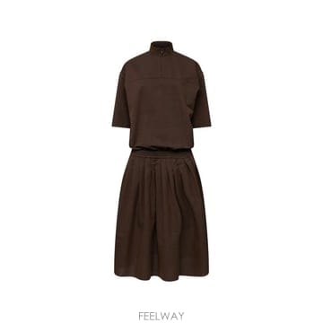26FW MM6 메종마르지엘라 미디 원피스 S52DG0044 M36006142 BROWN