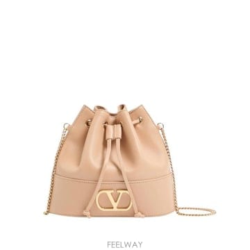 Valentino 26FW �߷�Ƽ�� ����ٴ� ũ�ν��� WP0T83AWD WRP PINK26FW �߷�Ƽ�� ����ٴ� ũ�ν��� WP0T83AWD WRP PINK