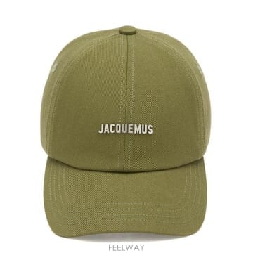 Jacquemus 26FW ��ũ���� ���� �ΰ� ���̽��� ĸ 25EACU00670AW00092 560 KAKI26FW ��ũ���� ���� �ΰ� ���̽��� ĸ 25EACU00670AW00092