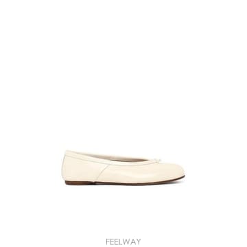 Maison Margiela 26FW ���������� �÷� ���� S58WZ0130 P8193T1003 White26FW ���������� �÷� ���� S58WZ0130 P8193T1003 White