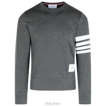 Thom Browne 26FW ����� �ΰ� ��ġ �����Ͼ�� 4�� ����Ʈ���� MJT021H 00535025 Grey26FW ����� �ΰ� ��ġ �����Ͼ�� 4�� ����Ʈ���� MJT0