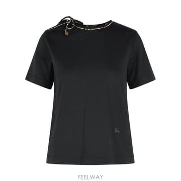 Burberry 26FW ������ ���� Ƽ���� 8126134A1189 Black26FW ������ ���� Ƽ���� 8126134A1189 Black