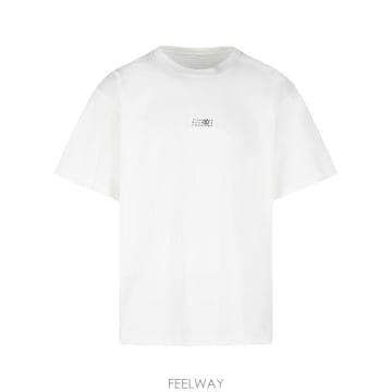 MM6 26FW MM6 �������������� Numeric ��ư Ƽ���� SH0GC0032 M20170101 White26FW MM6 �������������� Numeric ��ư Ƽ���� SH0GC0032 