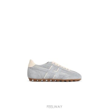 Hogan 26SS ȣ�� ����Ŀ�� HXW6930FX20UHO0RVL Light Blue26SS ȣ�� ����Ŀ�� HXW6930FX20UHO0RVL Light Blue