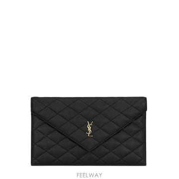 Saint Laurent 26FW ���ζ� Ŭ��ġ �Ŀ�ġ 8695331EL07 1000 Nero26FW ���ζ� Ŭ��ġ �Ŀ�ġ 8695331EL07 1000 Nero