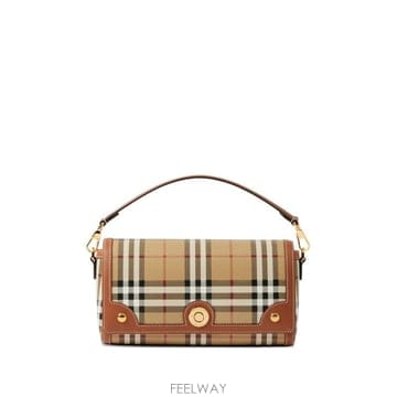 Burberry 26FW ������ üũ ��Ʈ ũ�ν��� 8109787 A953426FW ������ üũ ��Ʈ ũ�ν��� 8109787 A9534
