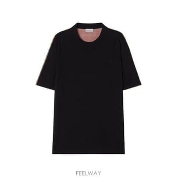 Burberry 26FW ������ ���� Ƽ���� 8127608 A1189 Nero26FW ������ ���� Ƽ���� 8127608 A1189 Nero