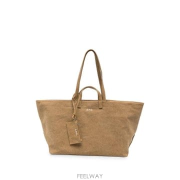 A.P.C. 26FW ����� �� �巯�� �ѿ� ��Ʈ�� COHMPF67046 BAC Beige26FW ����� �� �巯�� �ѿ� ��Ʈ�� COHMPF67046 BAC Beig