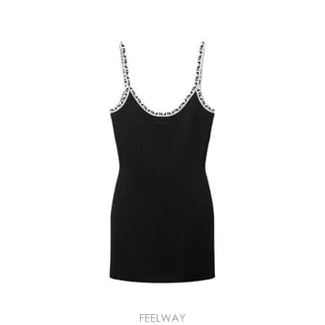 26FW 베르사체 숏 원피스 10258341A18357 1B000 Nero