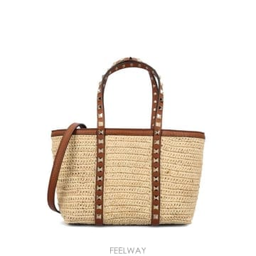 Valentino 26SS �߷�Ƽ�� ����ٴ� ��Ʈ�� 8W2B0R05UEN 43S Beige26SS �߷�Ƽ�� ����ٴ� ��Ʈ�� 8W2B0R05UEN 43S Beige