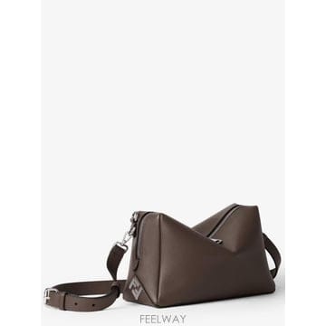 FENDI 26FW ��� ���� �̵�� ���� �� 7VA672ASIH F0H3A Marrone26FW ��� ���� �̵�� ���� �� 7VA672ASIH F0H3A Marrone
