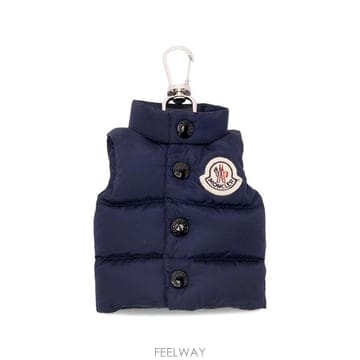 Moncler 26SS ��Ŭ���� Ű���� L109A6F00002M7726 Blu26SS ��Ŭ���� Ű���� L109A6F00002M7726 Blu