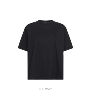 Jacquemus 26SS ��ũ���� ���� Ƽ���� TOW00896AJ00260 990 Black26SS ��ũ���� ���� Ƽ���� TOW00896AJ00260 990 Black