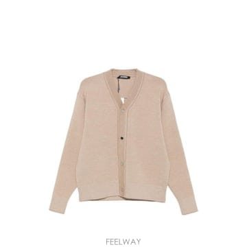 Jacquemus 26SS ��ũ���� ���ǿ� ����� CDM00292CK00185 015 Beige26SS ��ũ���� ���ǿ� ����� CDM00292CK00185 015 Beige