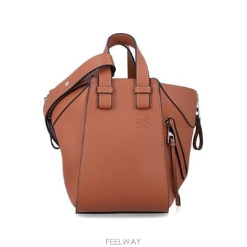 Loewe 26FW �ο��� Ŭ���� ī����Ų ����Ʈ �ظԹ� Ŭ���� ī����Ų ����Ʈ �ظԹ� A538H13X10 253026FW �ο��� Ŭ���� ī����Ų ����Ʈ �ظԹ� Ŭ���� ī��