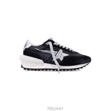 Golden Goose 26FW ��籸�� ���Ϸ� ���� �ǹ� ��Ÿ ������ ����Ŀ�� GWF00684F005675 90179 Nero26FW ��籸�� ���Ϸ� ���� �ǹ� ��Ÿ ������ ����Ŀ�� GW