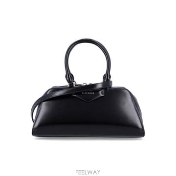 Givenchy 26SS ����� ��Ƽ���� �ڽ� ���� ���� �̽�Ʈ ����Ʈ �� BB5130B2B2 00126SS ����� ��Ƽ���� �ڽ� ���� ���� �̽�Ʈ ����Ʈ �� B