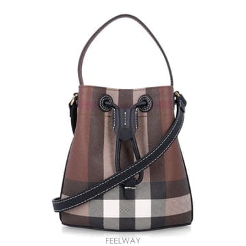 Burberry 26SS ������ �̴� TB ��Ŷ�� 8112238 A8900 Marrone26SS ������ �̴� TB ��Ŷ�� 8112238 A8900 Marrone