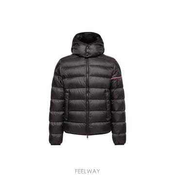 Moncler 26FW ��Ŭ���� ���е� L20911A00141599Q0 999 Nero26FW ��Ŭ���� ���е� L20911A00141599Q0 999 Nero