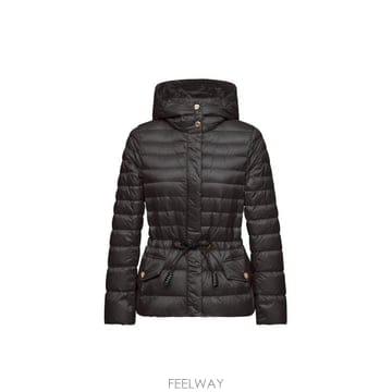 Moncler 26FW ��Ŭ���� ���е� L20931A00157597YF 999 Nero26FW ��Ŭ���� ���е� L20931A00157597YF 999 Nero