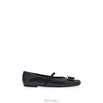 Ferragamo 26FW ����䷹ ��󰡸� �ٶ� ���� �߷� �÷� 01H345 768868 Nero26FW ����䷹ ��󰡸� �ٶ� ���� �߷� �÷� 01H345 7688