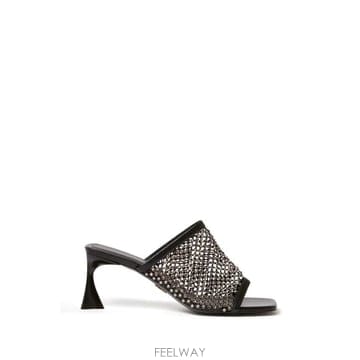 Stella McCartney 26SS ���ڶ� ��īƮ�� ���� 810693E00032 1097 Black crystal26SS ���ڶ� ��īƮ�� ���� 810693E00032 1097 Black crys