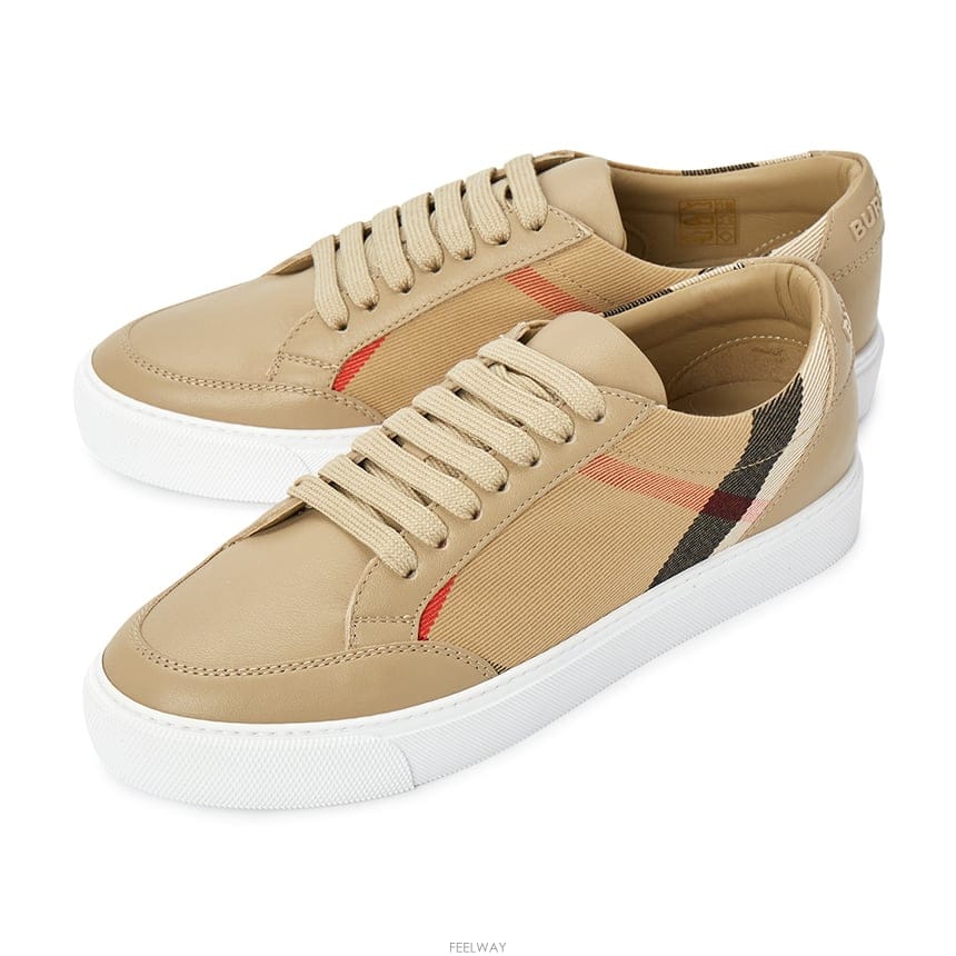 Burberry ���� ����Ŀ�� NEW SALMOND 8056711���� ����Ŀ�� NEW SALMOND 8056711