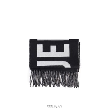 Jacquemus 26FW ��ũ���� ���÷� ��ī�� ACU00435AOT4001 990 BLACK26FW ��ũ���� ���÷� ��ī�� ACU00435AOT4001 990 BLACK