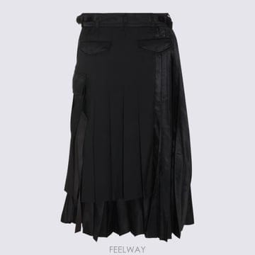 26FW 사카이 미디 스커트 2608569 001 Black