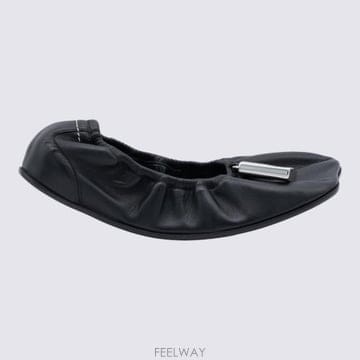 MM6 26FW MM6 �������������� ���޸� �Ƴ���� �߷����� S59WZ0106 P7565T8013 Black26FW MM6 �������������� ���޸� �Ƴ���� �߷����� S59WZ