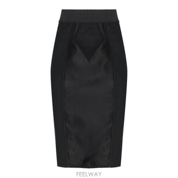 Dolce&Gabbana 26 FW ��ü�ذ��ٳ� �ڸ��� ��ĿƮ ���� N0000 F4BKDTGDCLS26 FW ��ü�ذ��ٳ� �ڸ��� ��ĿƮ ���� N0000 F4BKDTGDCL