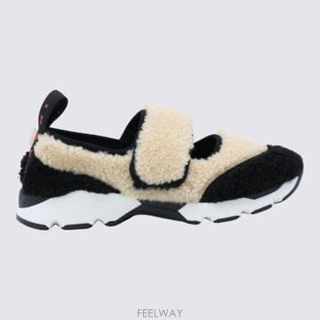 Marni 26FW ������ ����Ŀ�� SNZW020602 P9282ZO559 BEIGE BLACK26FW ������ ����Ŀ�� SNZW020602 P9282ZO559 BEIGE BLACK