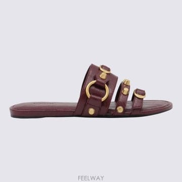 Balenciaga 25FW �߷��þư� ��Ƽ �� �÷� 834692 WAD4Y6089 Bordeaux25FW �߷��þư� ��Ƽ �� �÷� 834692 WAD4Y6089 Bordeaux