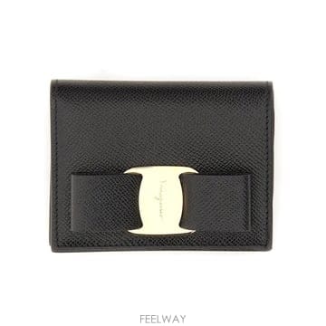 26 F/W 페라가모 지갑 피오코 바라 725300_22D515010 B0042281875