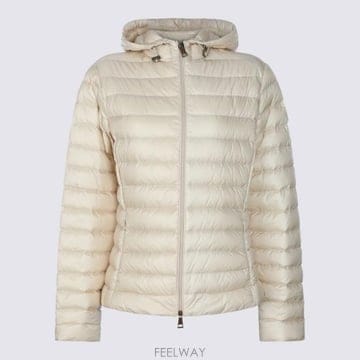 26FW 몽클레어 이겔후드 쇼트 다운 재킷 L20931A00092 597YG21N Beige