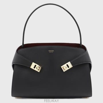 Ferragamo 26FW ����䷹ ��󰡸� ��Ʈ�� 781694 219816007 NERO BORGOGNA26FW ����䷹ ��󰡸� ��Ʈ�� 781694 219816007 NERO BO
