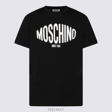 Moschino 26SS ��Ű�� ���� Ƽ���� 261ZZ0702 02411555 Black26SS ��Ű�� ���� Ƽ���� 261ZZ0702 02411555 Black