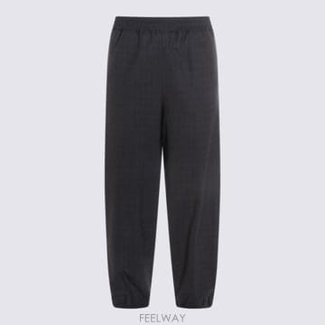 Moschino 26SS ��Ű�� Ʈ���̴� ���� ���� 261ZZ0314 02261191 Dark grey26SS ��Ű�� Ʈ���̴� ���� ���� 261ZZ0314 02261191 Da