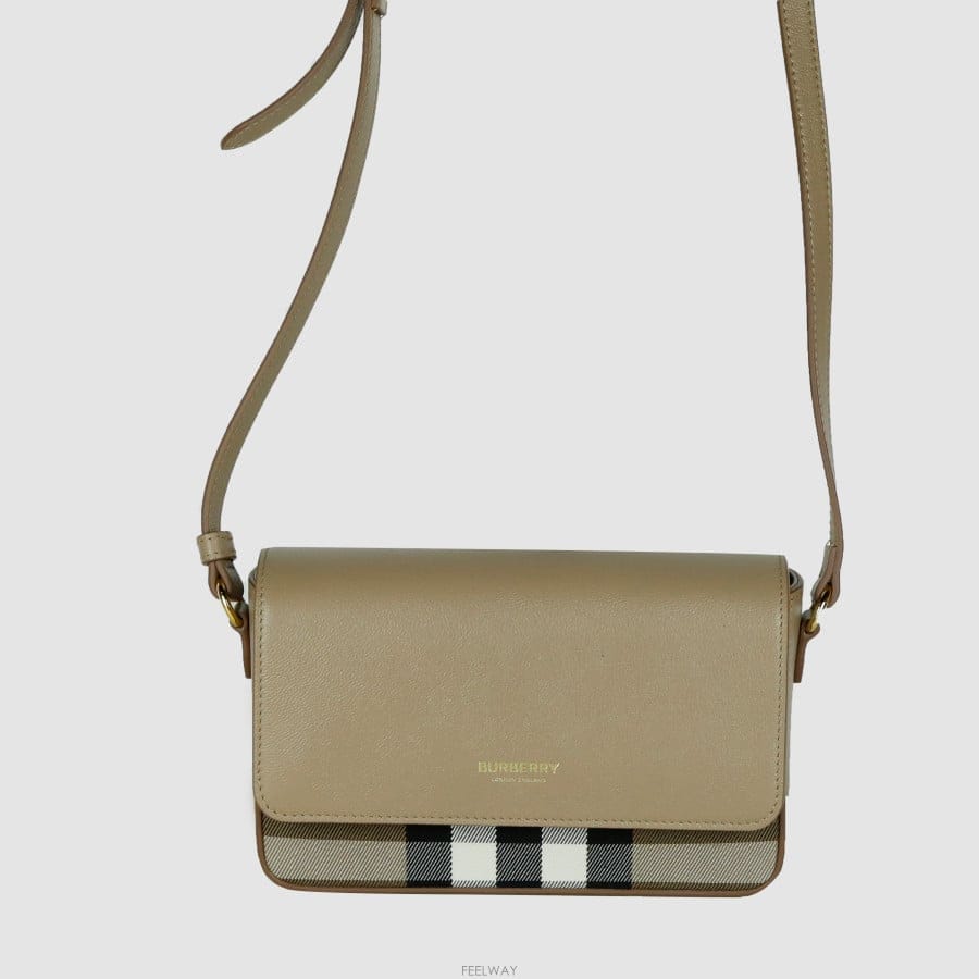 Burberry [�Ƹ�����]������ üũ ������ ũ�ν���8084504[�Ƹ�����]������ üũ ������ ũ�ν���8084504