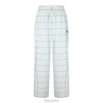 Balenciaga 26SS �߷��þư� Ʈ���̴� ���� ���� 857648 TTO589081 Dirty White26SS �߷��þư� Ʈ���̴� ���� ���� 857648 TTO589081 Di