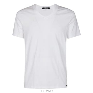 TOM FORD 26FW ������ V�� ���� Ƽ���� T4M09 1040100 WHITE26FW ������ V�� ���� Ƽ���� T4M09 1040100 WHITE