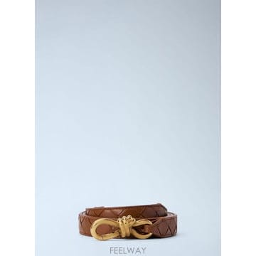 Bottega Veneta 26 FW ���װ� ����Ÿ ���� Quilted Leather Belt with Knot Buckle 8552426 FW ���װ� ����Ÿ ���� Quilted Leather Belt with Kno