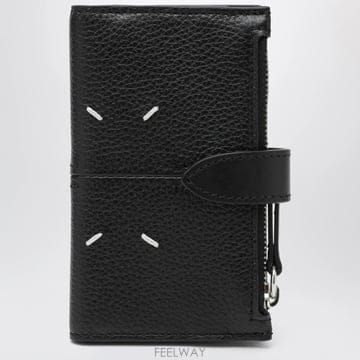 26 F/W 메종 마르지엘라 블랙 레더 지퍼 카드 홀더 WITH 코인 B0052282448