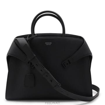 Ferragamo 26FW ����䷹ ��󰡸� ��Ʈ�� 779072 241683001 BLACK26FW ����䷹ ��󰡸� ��Ʈ�� 779072 241683001 BLACK