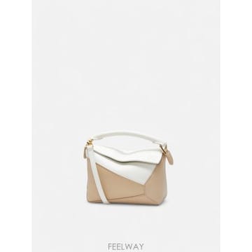 Loewe 24SS Loewe PUZZLE EDGE BICOLOR �� A510P88X308487 TP57775034724SS Loewe PUZZLE EDGE BICOLOR �� A510P88X308487 TP577
