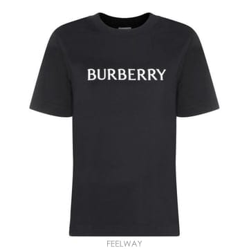 Burberry 26SS ������ �ΰ� ��ư Ƽ���� 8118977 A1189 BLACK26SS ������ �ΰ� ��ư Ƽ���� 8118977 A1189 BLACK