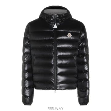 Moncler 26FW ��Ŭ���� ���е� L20911A00192 595B1999 BLACK26FW ��Ŭ���� ���е� L20911A00192 595B1999 BLACK