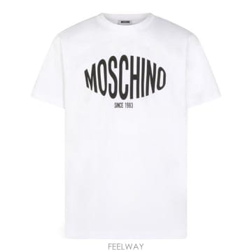 Moschino 26SS ��Ű�� ���� Ƽ���� 261ZZ0702 02411001 WHITE26SS ��Ű�� ���� Ƽ���� 261ZZ0702 02411001 WHITE